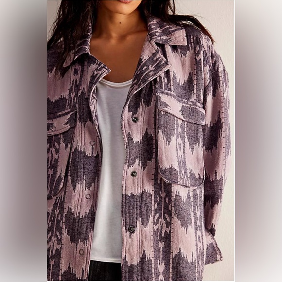 We the Free Izzie Cargo Jacquard Shirt - Picture 2 of 5